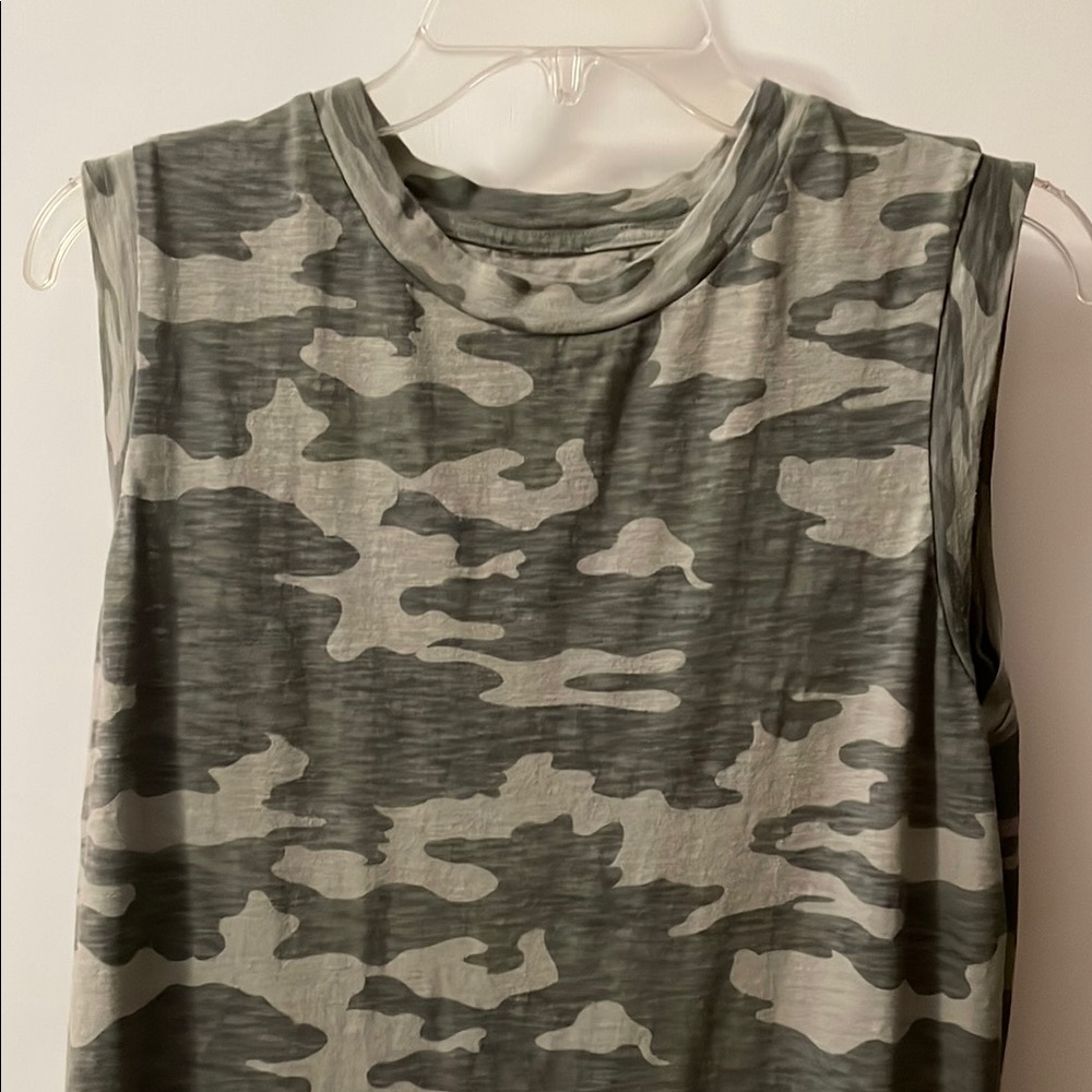 Universal Thread Camouflage Sleeveless Sheath Dress